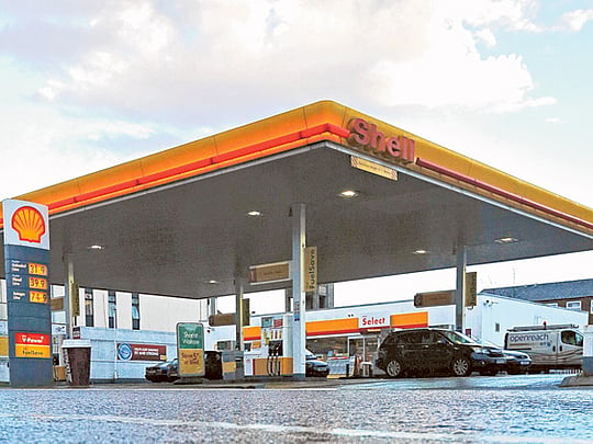 Shell earnings in rise Q4 on refining turnaround