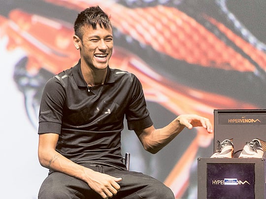 Neymar admits to nerves ahead of Barcelona move