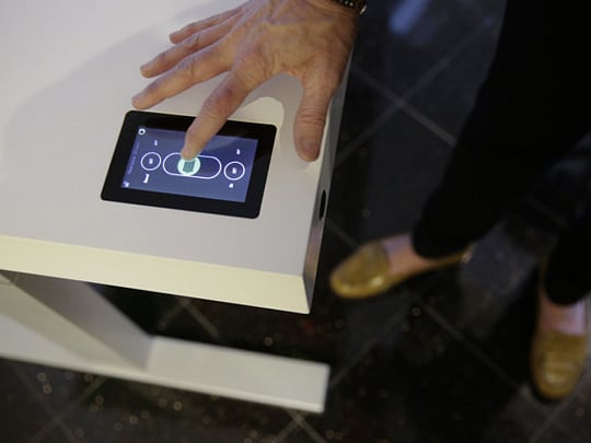 The desk that tells you to stand up