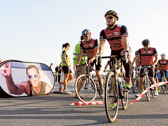 Thousands ride 65km for Roy