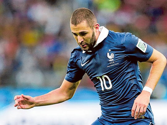 Fifa World Cup 2014: Karim Benzema and computer ref give France crucial win
