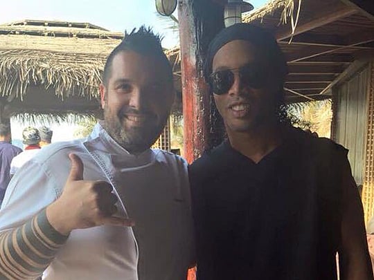Ronaldinho spotted in Dubai beach bar Barasti