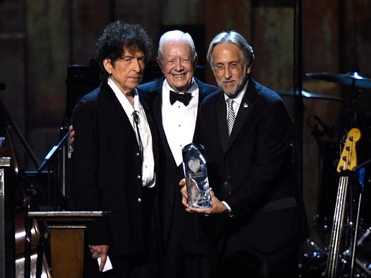 Bob Dylan turns into music critic in rare speech