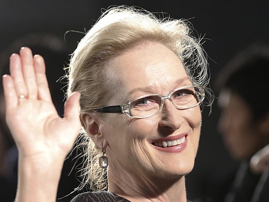 Neil Young gave Meryl Streep a guitar lesson