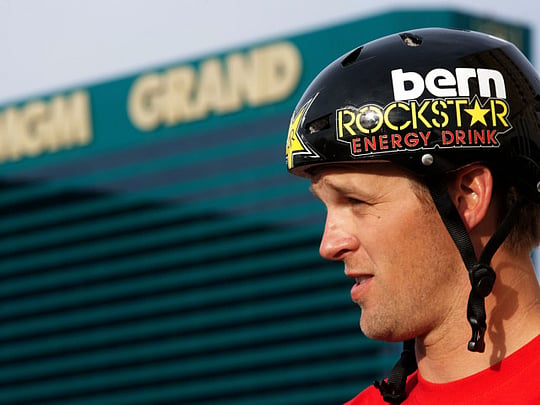 Extreme sports star Erik Roner dies after skydiving into tree