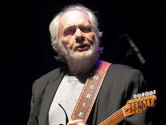 Merle Haggard in hospital due to pneumonia
