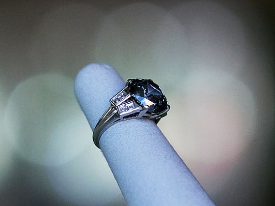 Shirley Temple S Rare Blue Diamond Ring Fails To Sell At Auction