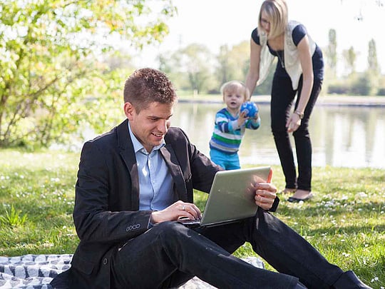 Survey: Almost half of residents do not spend enough time with family
