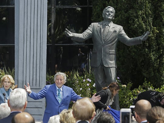 Tony Bennett gets a statue to mark 90th birthday