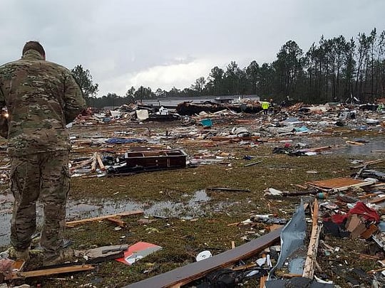 18 people killed as severe thunderstorms, tornadoes pummel US south