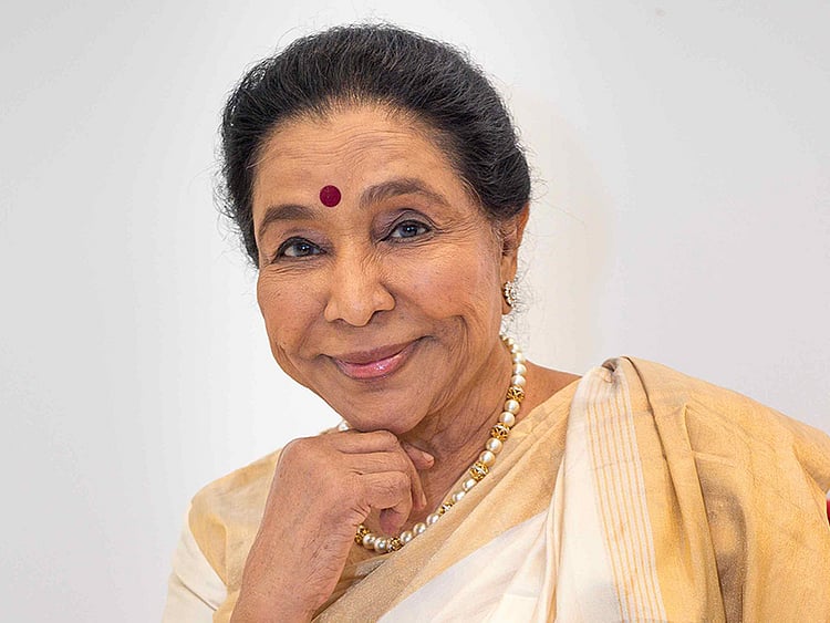 Asha Bhosle Dies at 92 in Mumbai: Legendary Indian Playback Singer’s ...