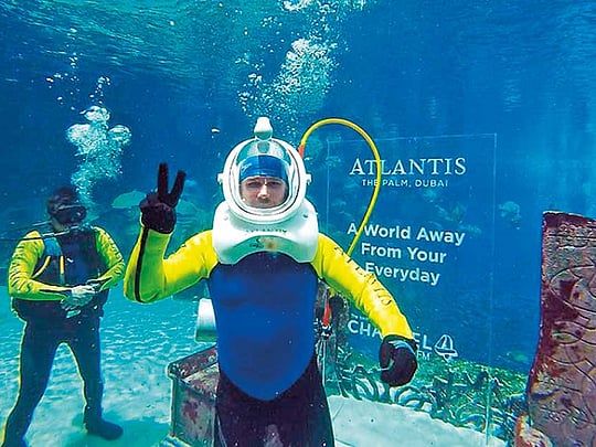 Dubai underwater radio broadcast at Atlantis breaks world record