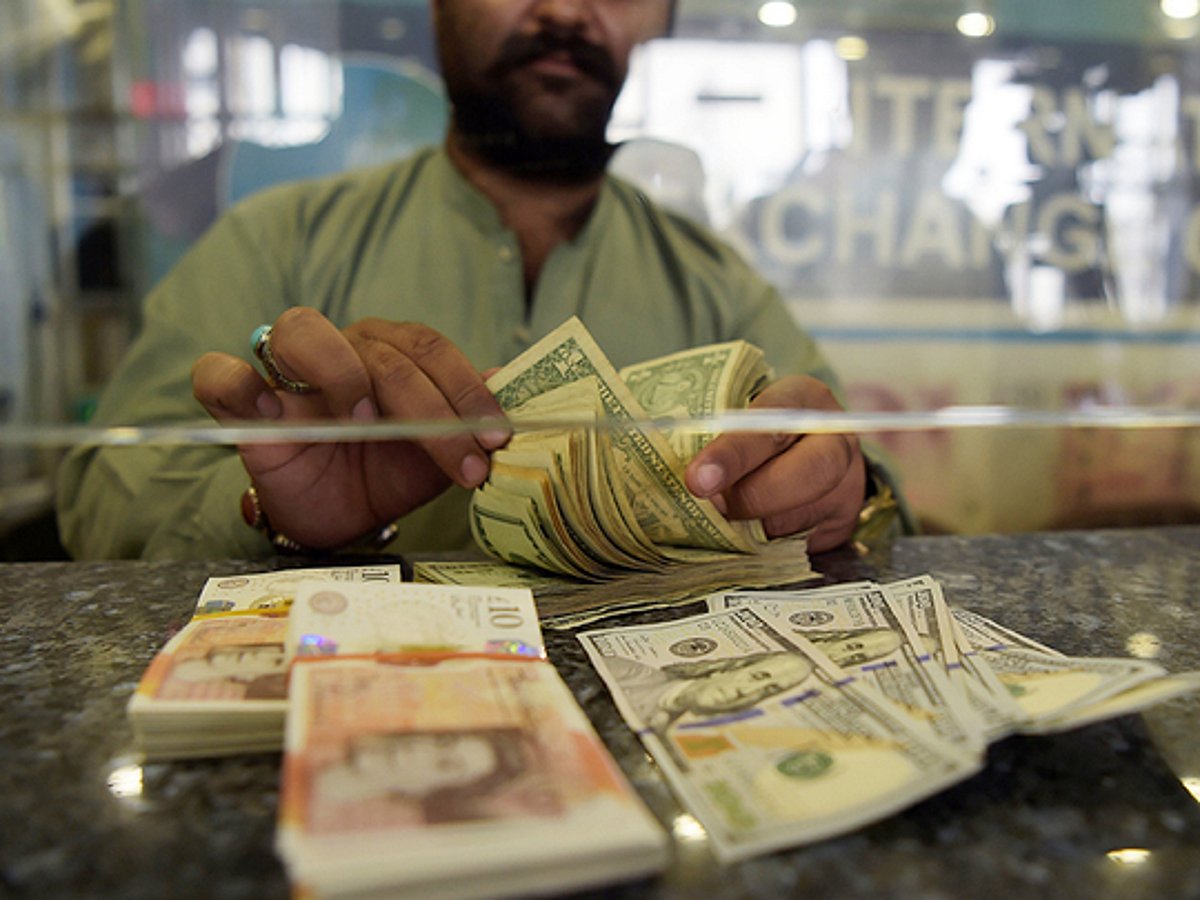 Pakistan Rupess Downfall Pakistani rupee falls nearly 4% to new low