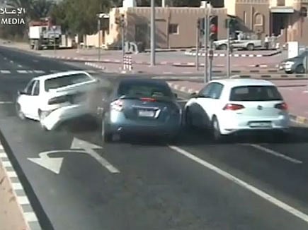 Video: Distracted Abu Dhabi driver rams into car at red traffic light