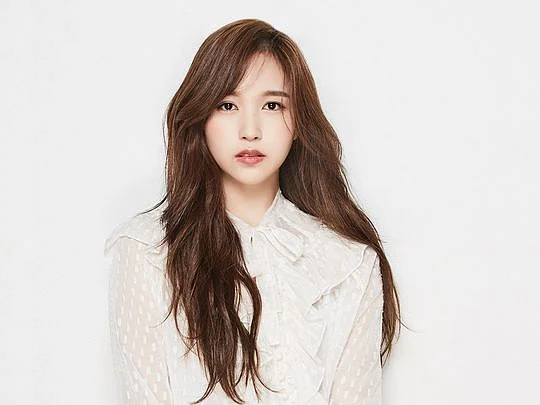 K-POP・アジア TWICE  MINA Mina of K-Pop Group's Twice to Sit Out World Tour for