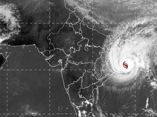 Millions evacuated as cyclone Bulbul hits India, Bangladesh