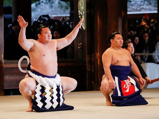 Photos: Sumo resumes in front of fans despite rise in Japan coronavirus ...