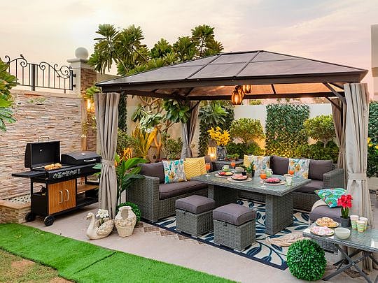 Backyard Makeover: Tips to transform your backyard into a cozy space