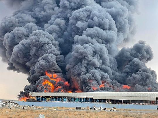 ABU DHABI FIRE AT WAREHOUSE IN MUSSAFFAH BROUGHT UNDER CONTROL visual data 3