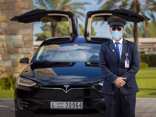 RTA adds one year to operating life of limousines in Dubai