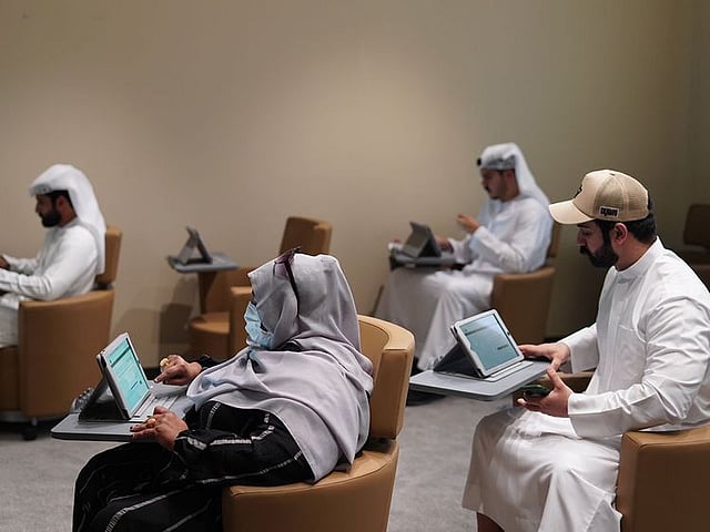UAE: Over 6,500 people representing 40 nationalities apply as field ...