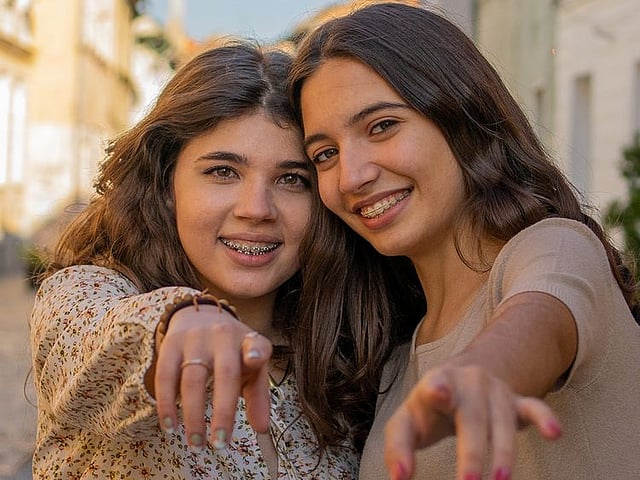 ‘I’, ‘You’, ‘We’ – 9 ways your pronoun use reveals who you are