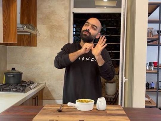 Iran releases celebrity chef held in crackdown, activists say