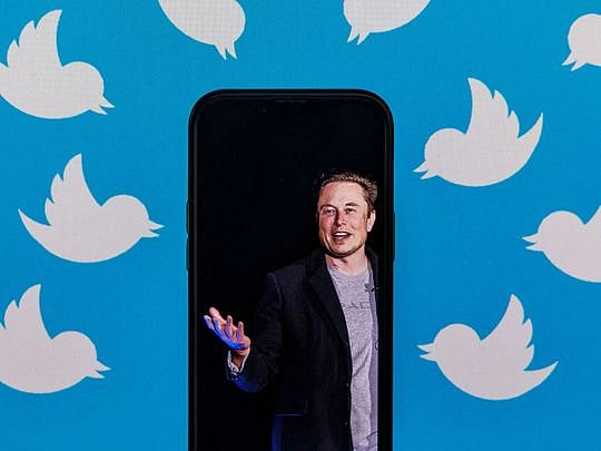 Elon Musk puts $20 billion value on Twitter
