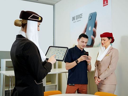 Emirates kits up cabin crews with iPads, iPhones and more to improve ...