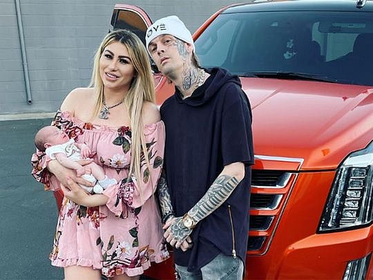 23-month-old son sues doctors, pharmacies for rapper Aaron Carter’s death
