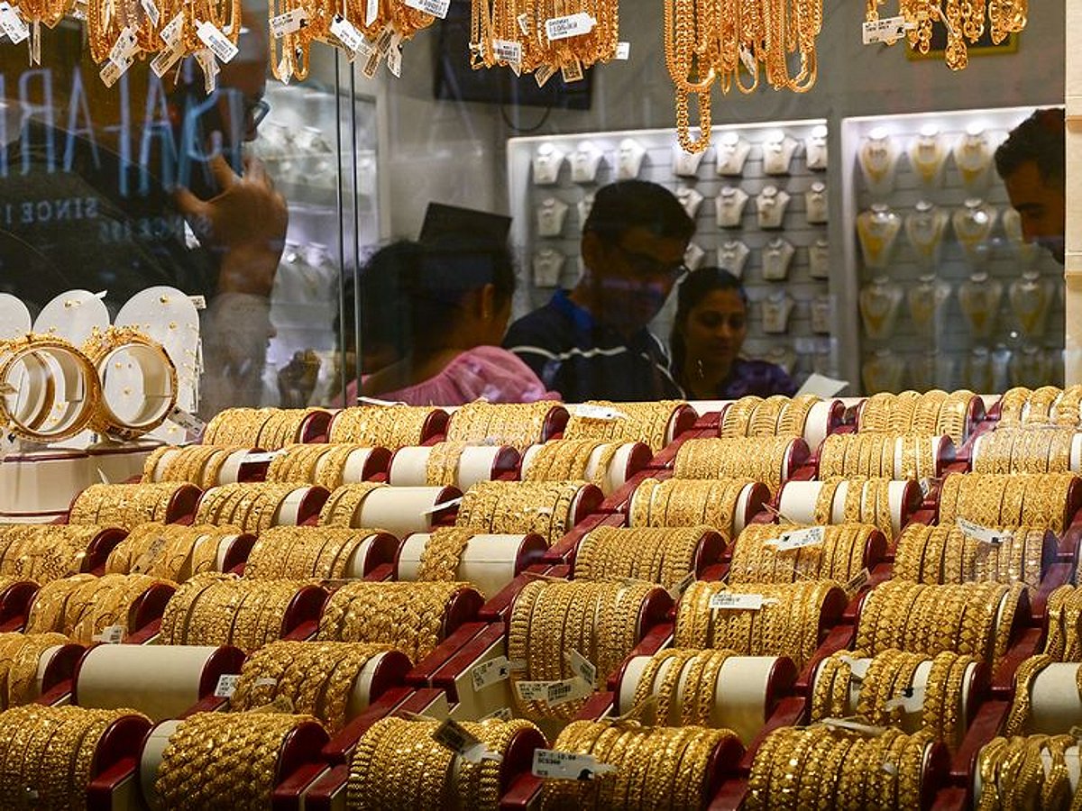 UAE Gold Prices Drop To Dh541 Save Up To Dh100 Per Gram Now uae-gold-prices-drop-to-dh541-save-up-to-dh100-per-gram-now