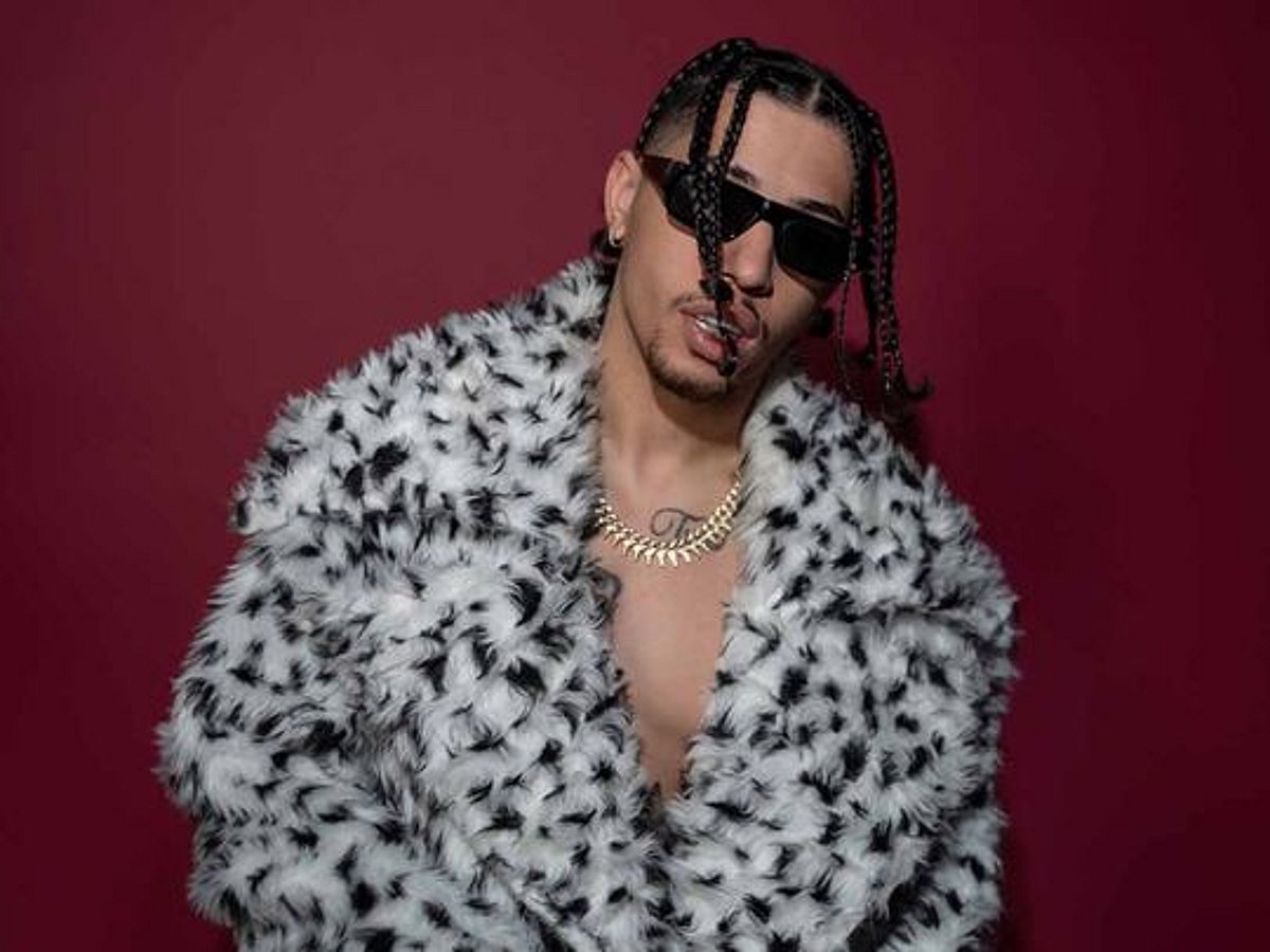 Dubai's Emirati rapper EZOW on Chris Brown, career, and life choices