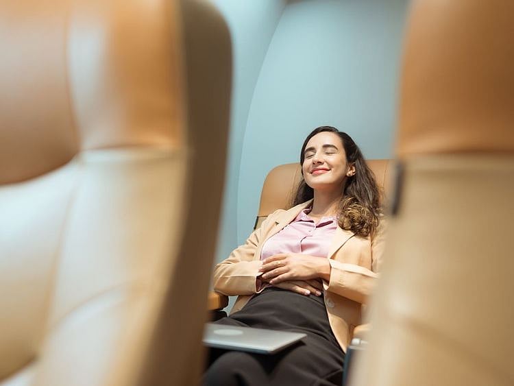 9 best travel essentials for better sleep and comfort on long flights, UAE 2026
