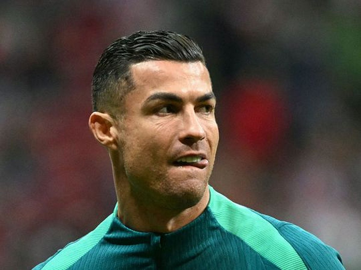 ‘Unique’ Cristiano Ronaldo an example to everyone, says Martinez