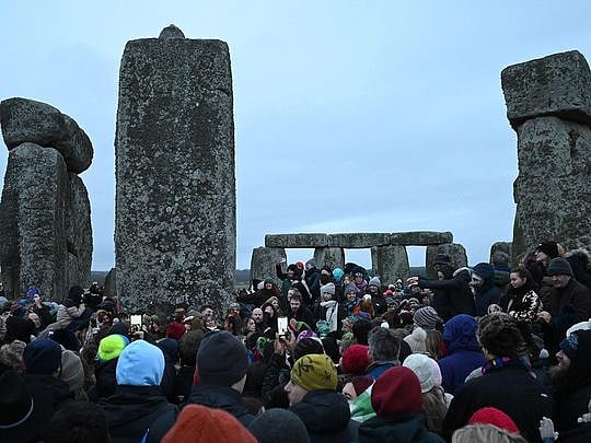 Thousands greet the sun at Stonehenge solstice celebration