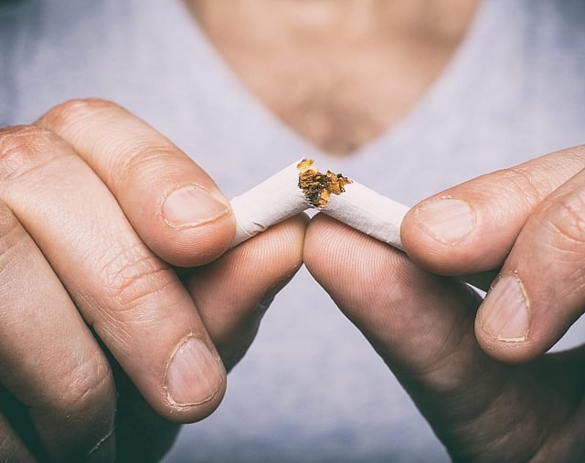 nicotine patch vs e-cigarettes The Health Risks Of E-Cigarettes Versus Traditional Cigarettes | Henry Ford Health nicotine patch vs e-cigarettes The Health Risks Of E-Cigarettes Versus Traditional Cigarettes | Henry Ford Health