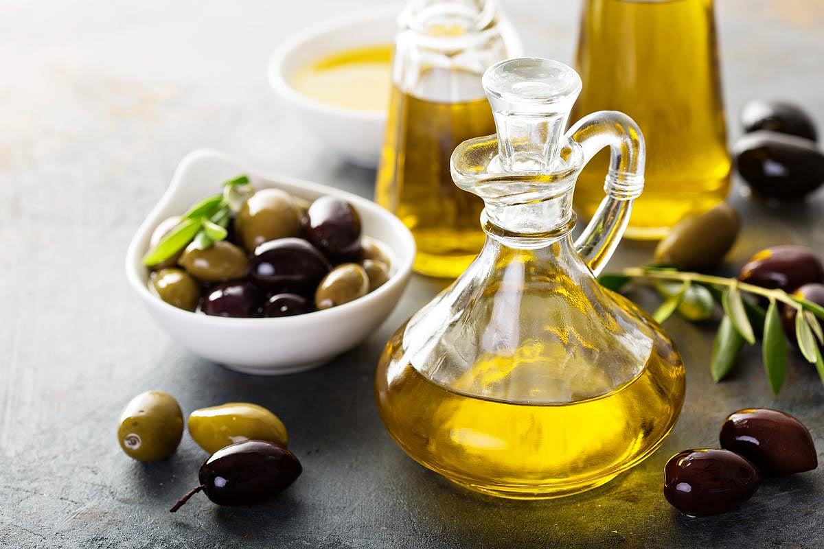 Why Pricier Olive Oil May Be Better For Your Brain