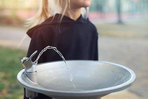 water fountain child