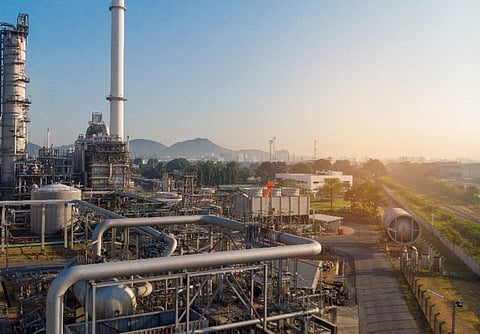 Una industria con fábricas