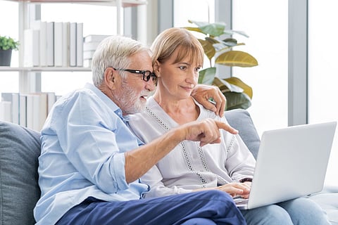 seniors computer laptop technology