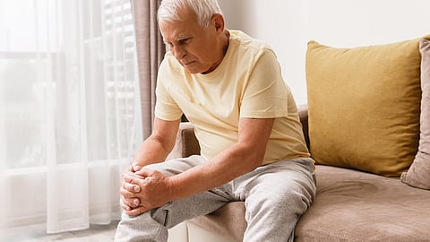 senior knee pain