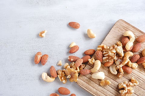 nuts cashew almond