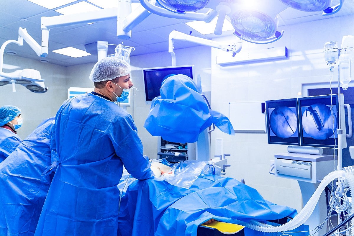 Having Diabetes Raises Risk of Failure With Spinal Fusion Surgery