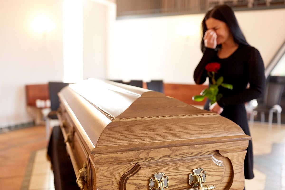 Losing A Parent Can Dent An Adult's Earning Power