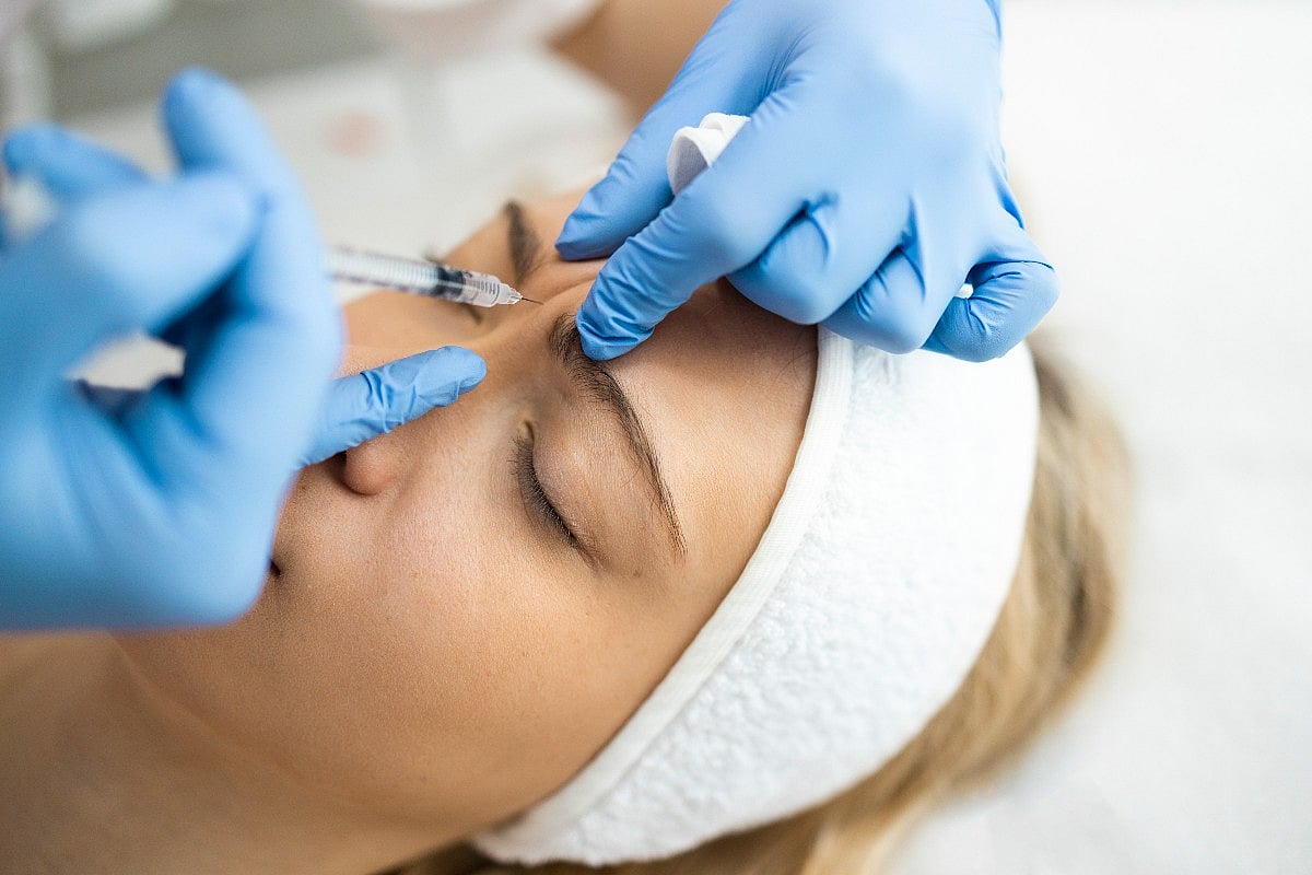 Fake Botox Shots Land 13 Women in Hospital
