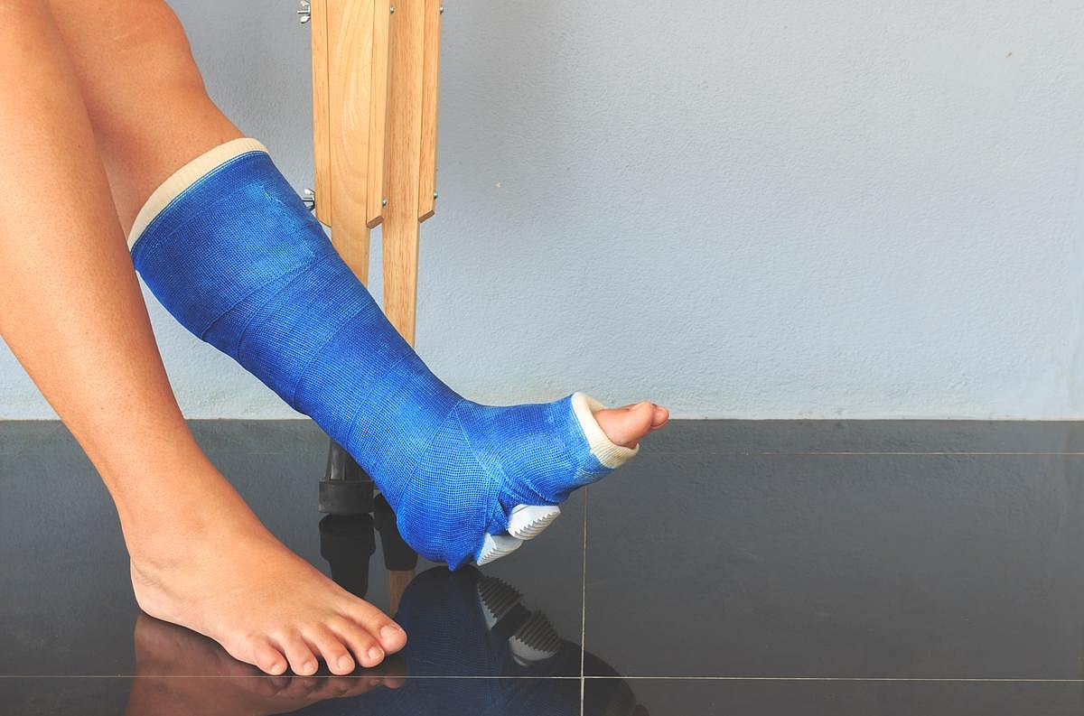 Extra Antibiotic Doesn't Reduce Infection Risk During Surgery To Fix Complex Fractures, Trial Finds