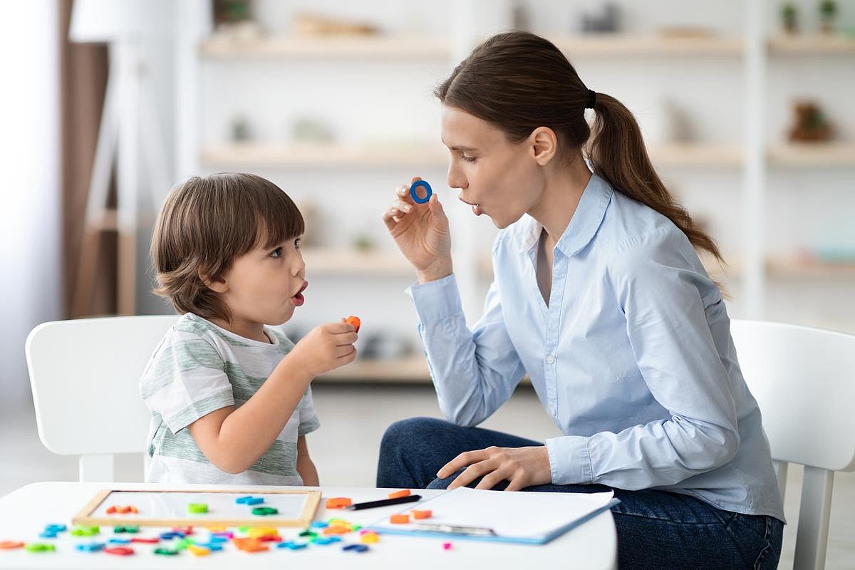 Childhood Attention Issues Show Links to Later Risk for Psychosis, Schizophrenia