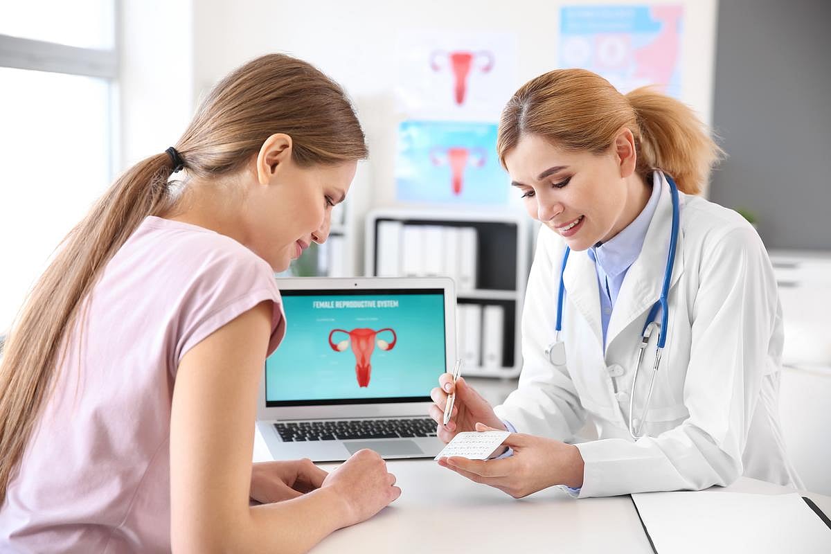 Ovary Removal Could Greatly Raise Some Women's Odds for Alzheimer's