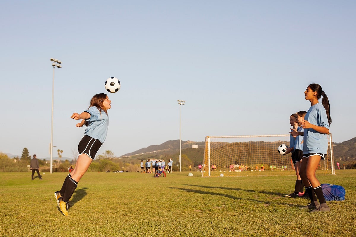 Training Program Could Ward Off Injuries Among Soccer Girls