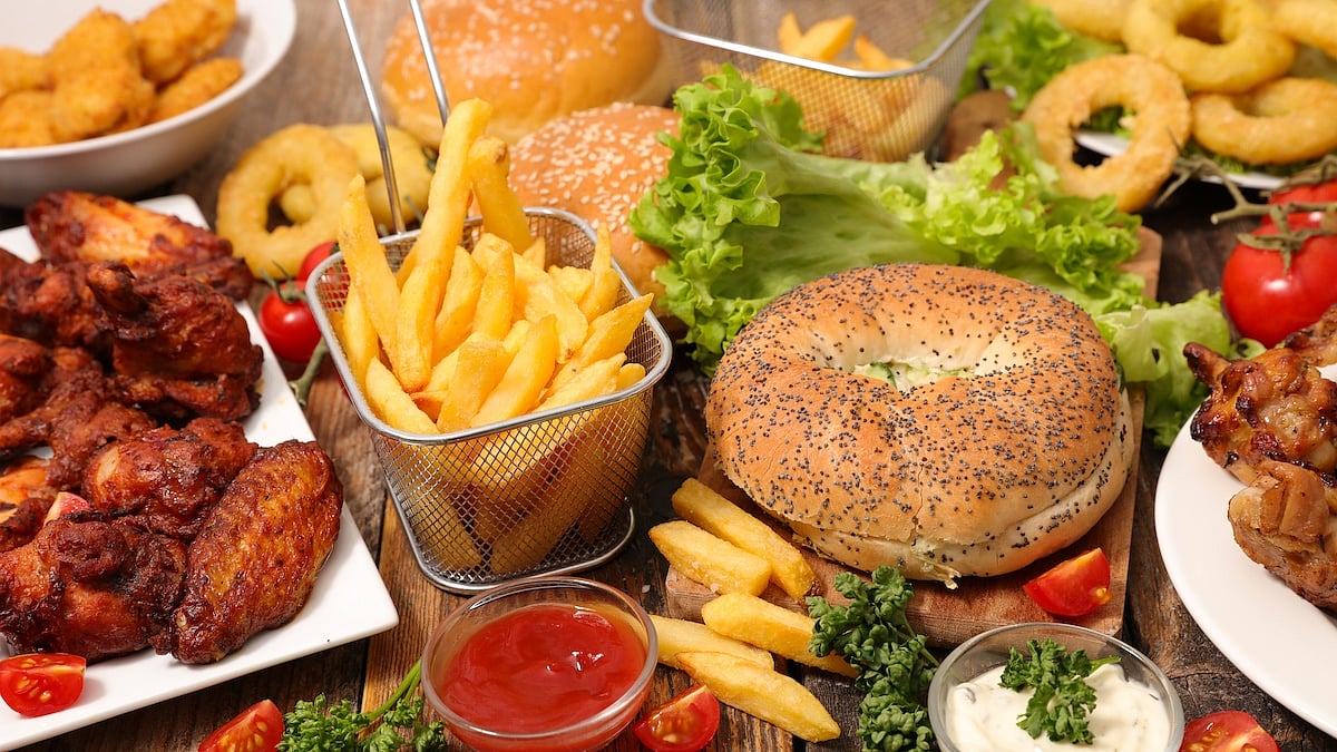 Proinflammatory Foods Tied to Higher Risk of Death in Colon Cancer Patients